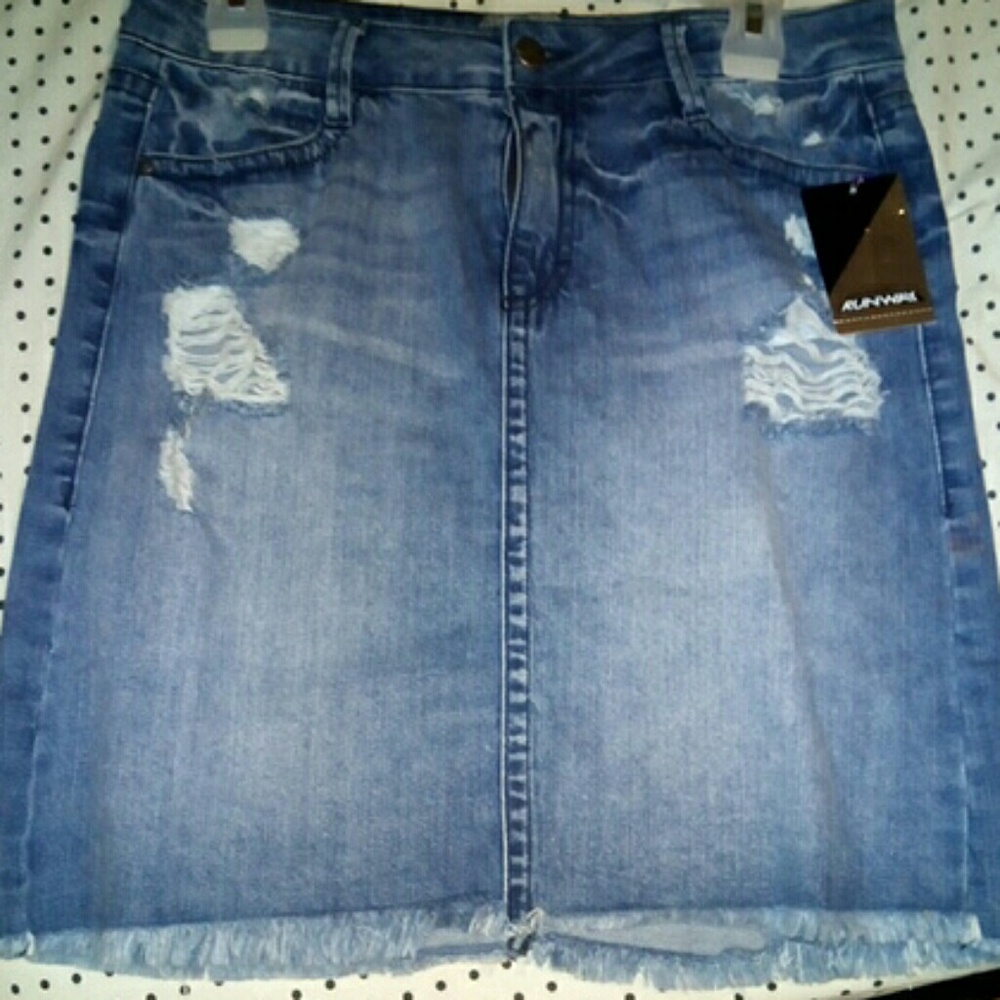Denim skirt